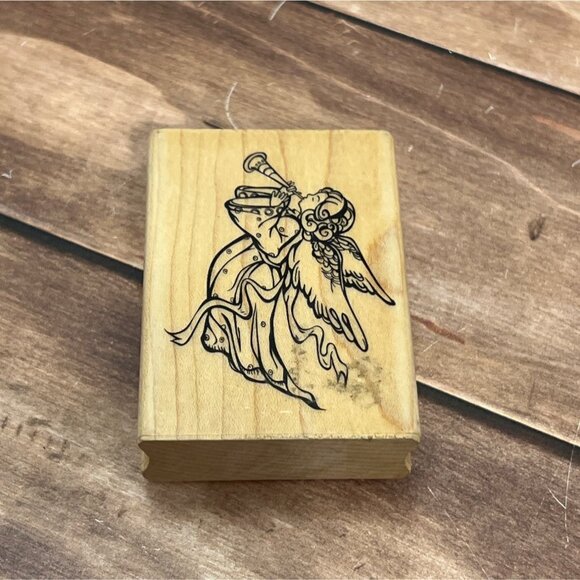 2013 HERO ARTS F5795 ANGEL WITH HORN WOOD MOUNTED RUBBER STAMP HOLIDAY - Picture 1 of 4